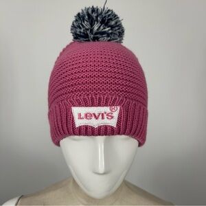 Levi’s Hat girl